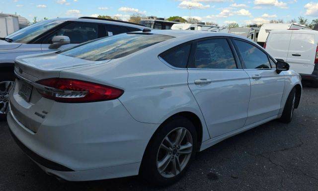 2018 Ford Fusion SE FWD photo