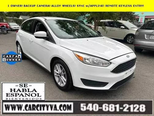 2018 Ford Focus SE FWD photo