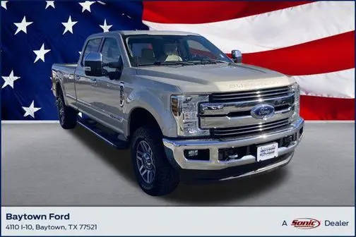 2018 Ford F-250 Super Duty LARIAT 4WD photo