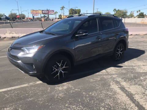 2018 Toyota RAV4 SE FWD photo