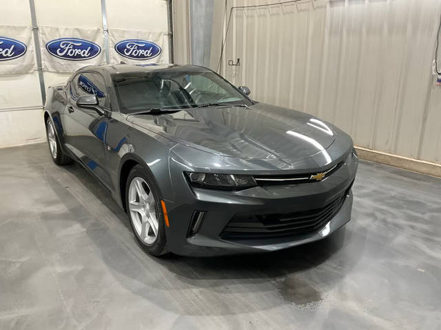 2018 Chevrolet Camaro 1LT RWD photo