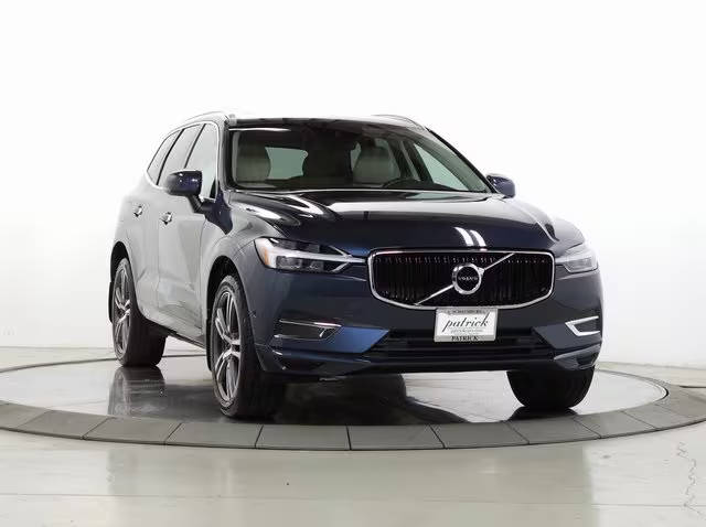 2018 Volvo XC60 Momentum AWD photo
