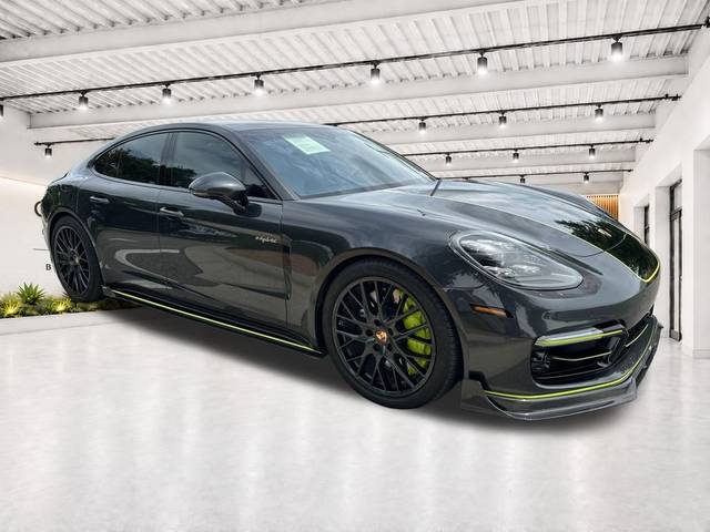 2018 Porsche Panamera Turbo S E-Hybrid AWD photo