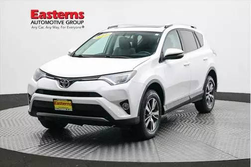 2016 Toyota RAV4 XLE FWD photo