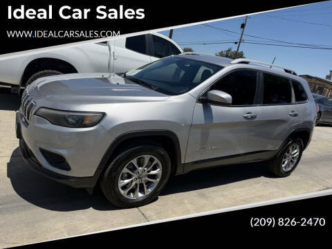 2019 Jeep Cherokee Latitude Plus 4WD photo