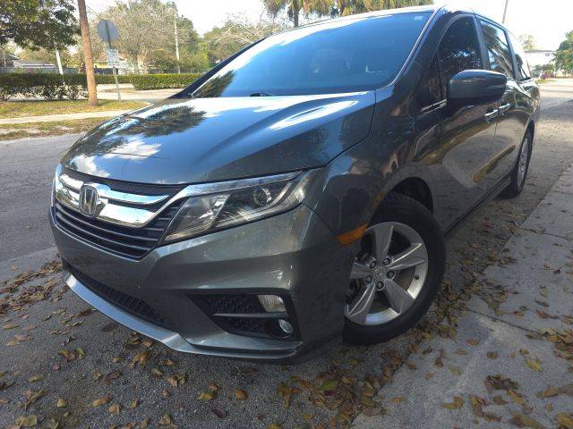 2018 Honda Odyssey EX-L FWD photo