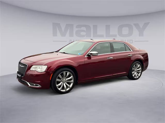 2017 Chrysler 300 300C RWD photo