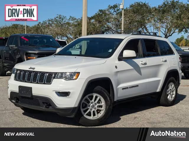 2018 Jeep Grand Cherokee Laredo E 4WD photo