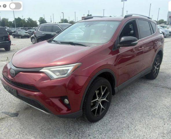 2018 Toyota RAV4 SE AWD photo