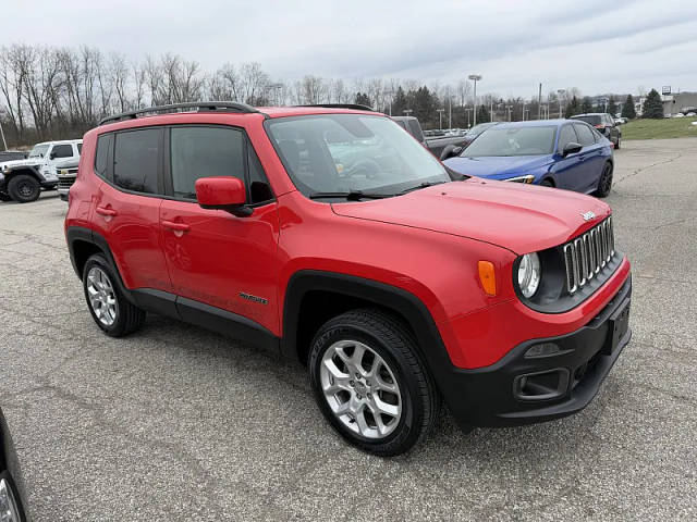 2017 Jeep Renegade Latitude 4WD photo