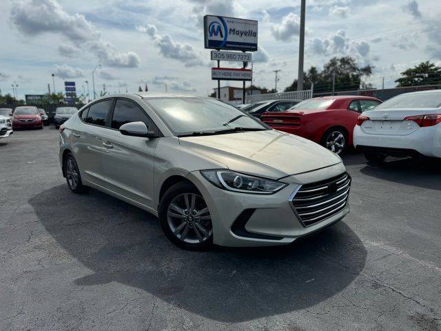 2018 Hyundai Elantra SEL FWD photo