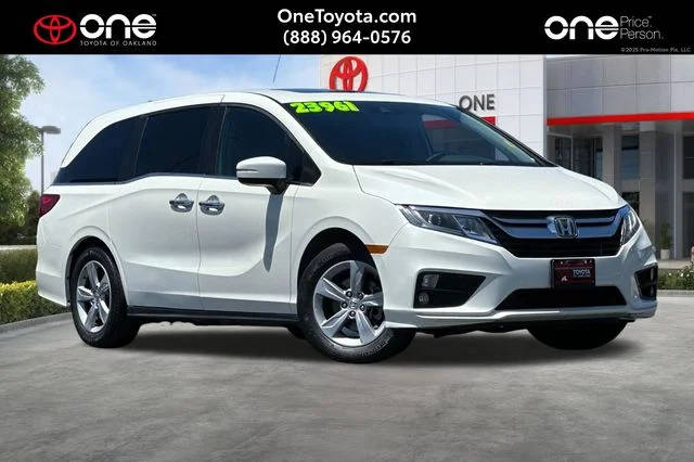 2018 Honda Odyssey EX-L FWD photo