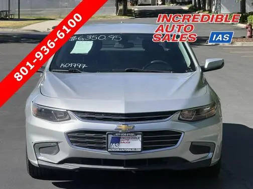 2017 Chevrolet Malibu LT FWD photo
