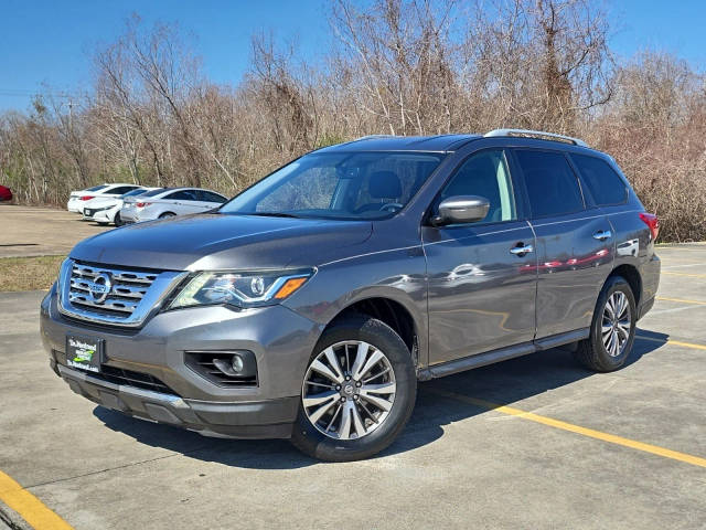 2018 Nissan Pathfinder SV 4WD photo