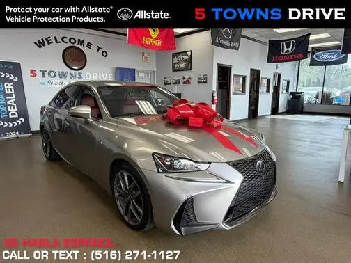 2018 Lexus IS IS 300 RWD photo