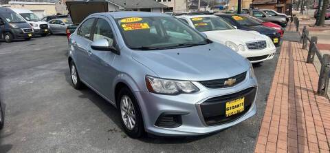 2018 Chevrolet Sonic LT FWD photo
