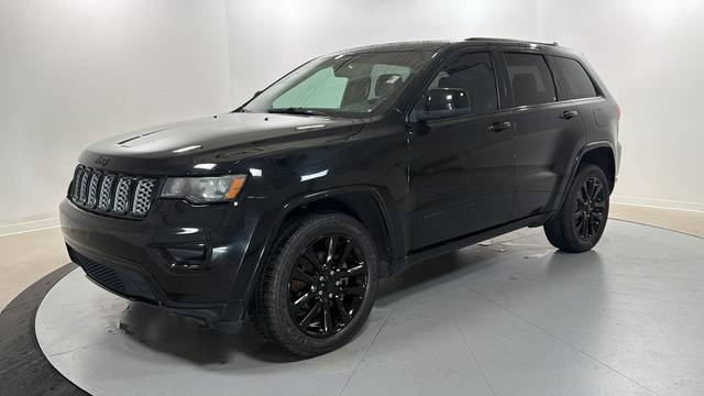 2018 Jeep Grand Cherokee Altitude 4WD photo