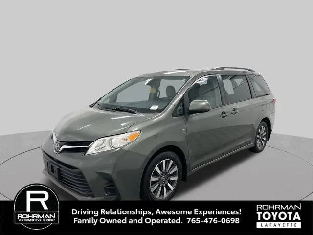 2018 Toyota Sienna LE AWD photo