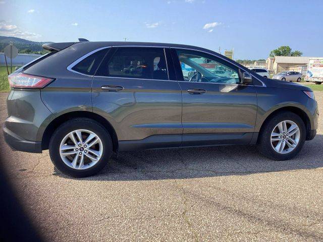 2018 Ford Edge SEL AWD photo