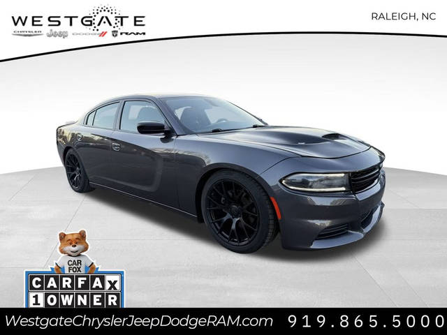 2018 Dodge Charger SXT RWD photo