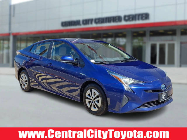 2018 Toyota Prius Two FWD photo