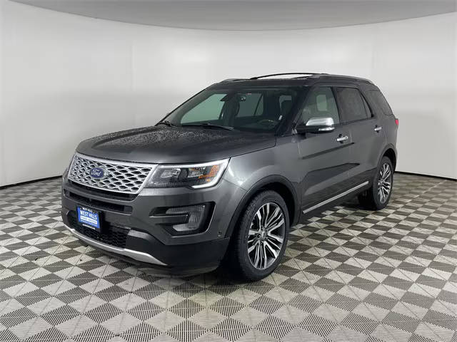 2017 Ford Explorer Platinum 4WD photo