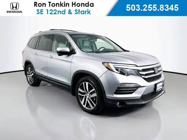 2018 Honda Pilot Touring AWD photo