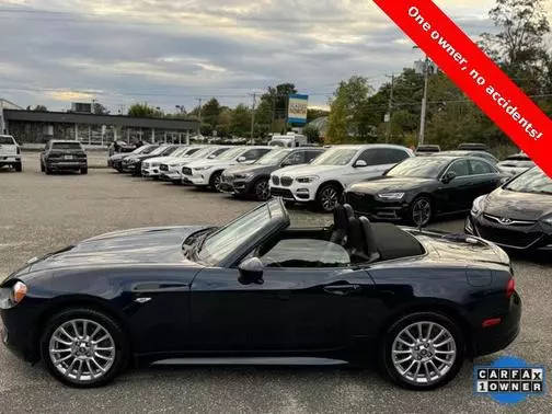 2018 FIAT 124 Spider Classica RWD photo