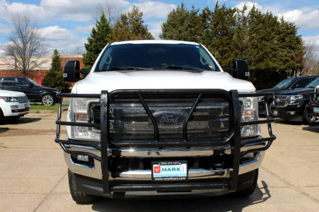 2018 Ford F-350 Super Duty XLT 4WD photo