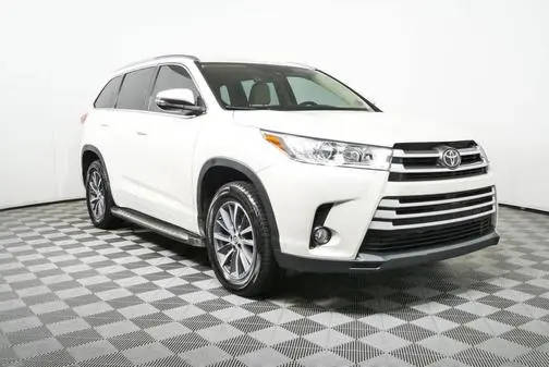 2018 Toyota Highlander XLE FWD photo