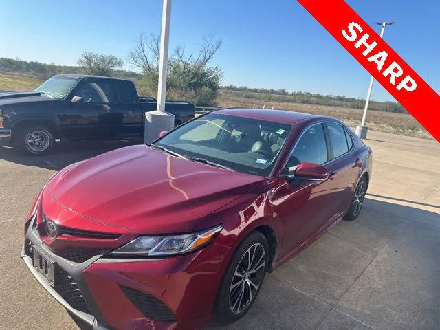 2018 Toyota Camry SE FWD photo