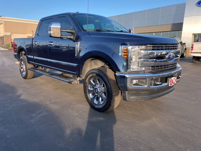 2018 Ford F-250 Super Duty LARIAT 4WD photo