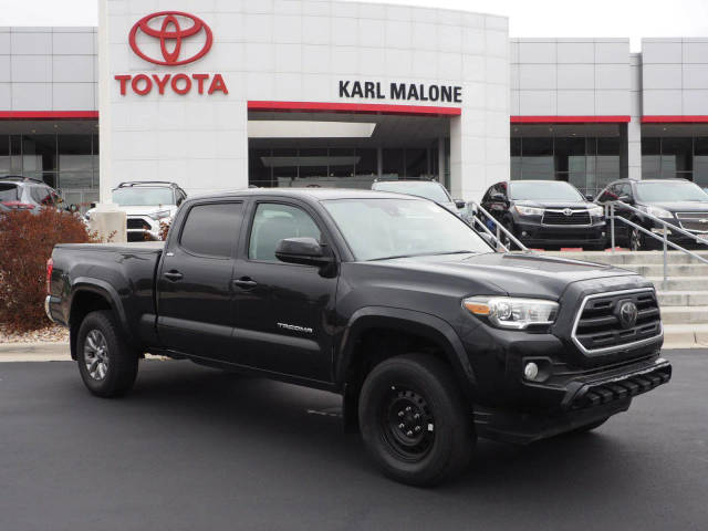 2018 Toyota Tacoma SR5 4WD photo