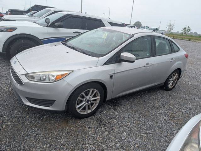 2018 Ford Focus SE FWD photo
