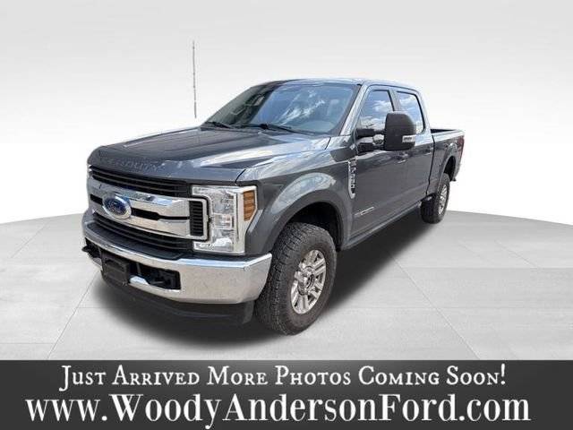 2018 Ford F-250 Super Duty XL 4WD photo