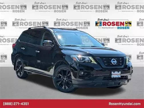 2018 Nissan Pathfinder SL 4WD photo