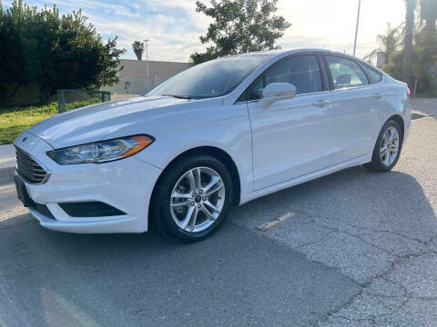 2018 Ford Fusion SE FWD photo