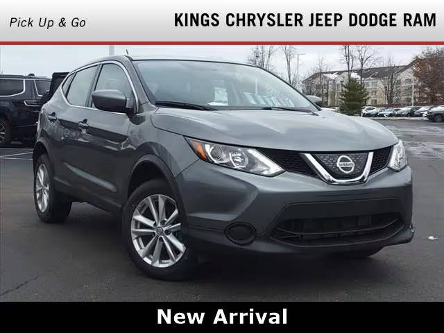 2018 Nissan Rogue Sport S FWD photo