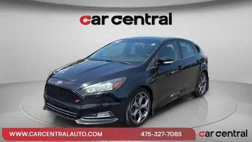 2018 Ford Focus ST FWD photo