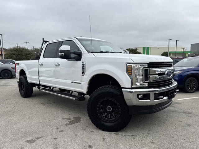 2018 Ford F-350 Super Duty XLT 4WD photo