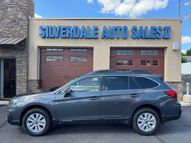 2018 Subaru Outback Premium AWD photo
