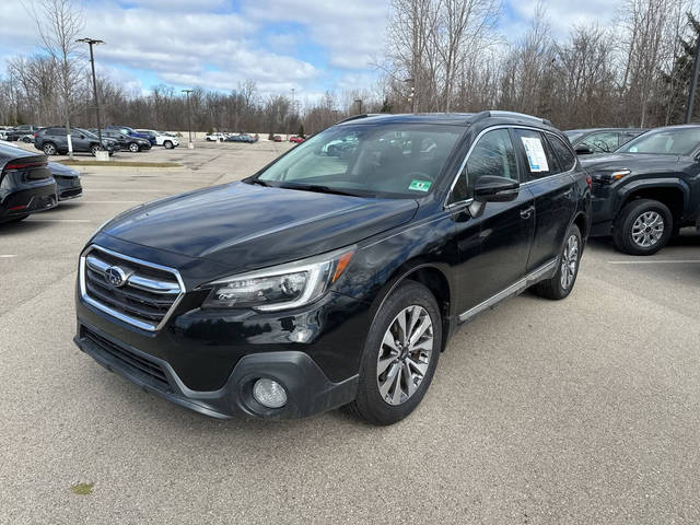 2018 Subaru Outback Touring AWD photo