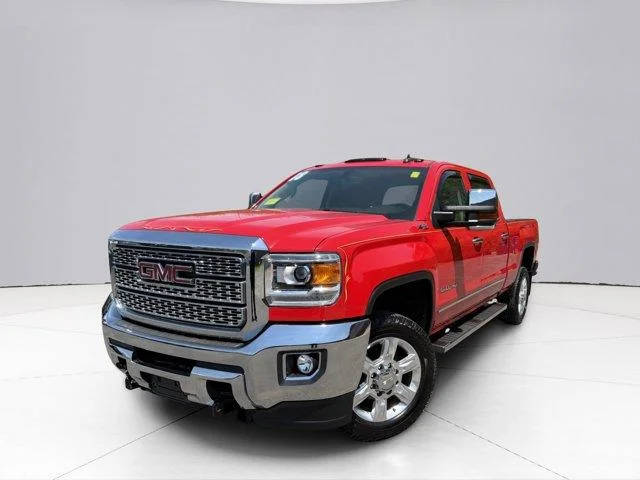 2018 GMC Sierra 2500HD SLT 4WD photo