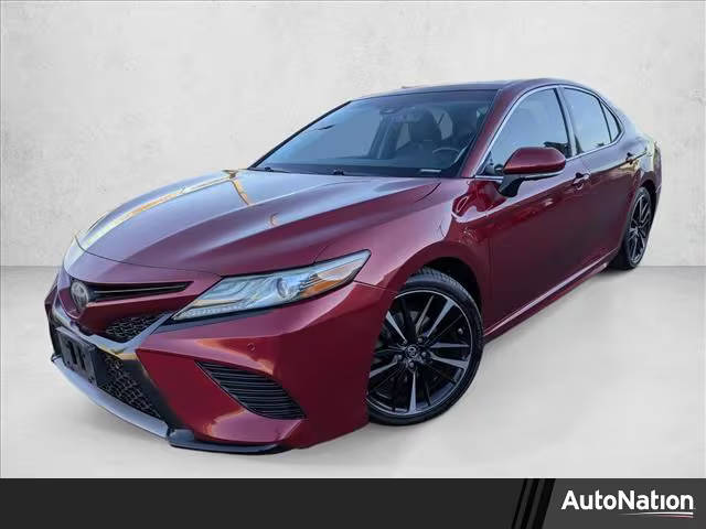 2018 Toyota Camry XSE FWD photo