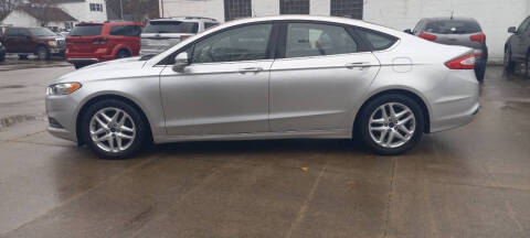 2016 Ford Fusion SE FWD photo