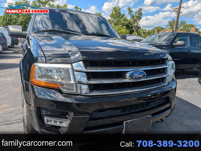 2017 Ford Expedition XLT 4WD photo