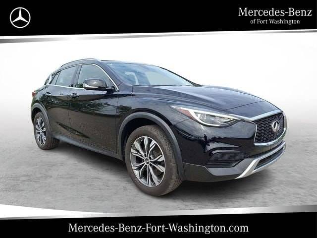 2018 Infiniti QX30 Luxury AWD photo