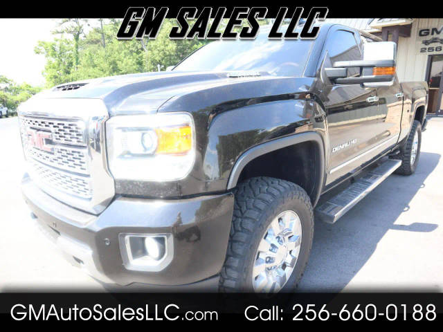 2018 GMC Sierra 2500HD Denali 4WD photo