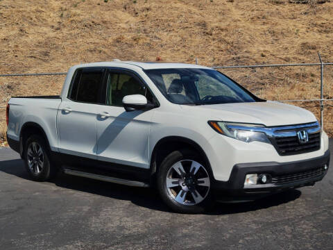2019 Honda Ridgeline RTL-T FWD photo