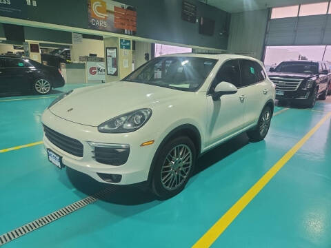 2016 Porsche Cayenne AWD photo